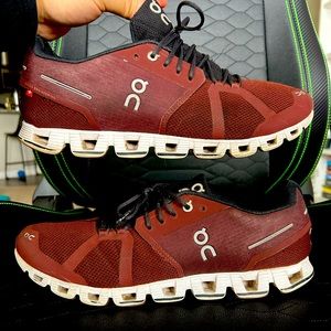 On Cloud Running Sneaker Burgandy 11M
